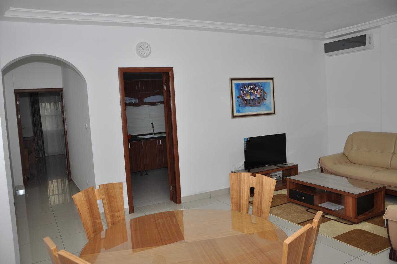לומה Rosalie'S Suites מראה חיצוני תמונה