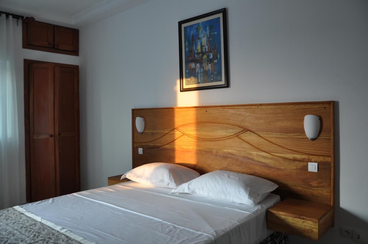 לומה Rosalie'S Suites מראה חיצוני תמונה
